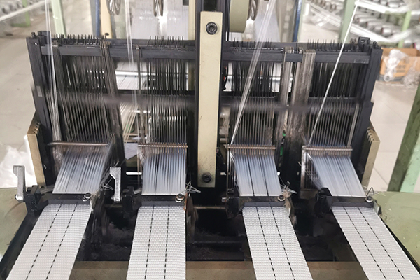 滌綸纖維經(jīng)緯線編織帶皮 滌綸纖維經(jīng)緯線編織帶皮